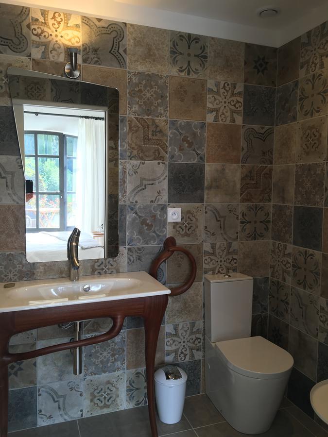 Le Mas Des Lauriers Bed & Breakfast Paradou Eksteriør bilde