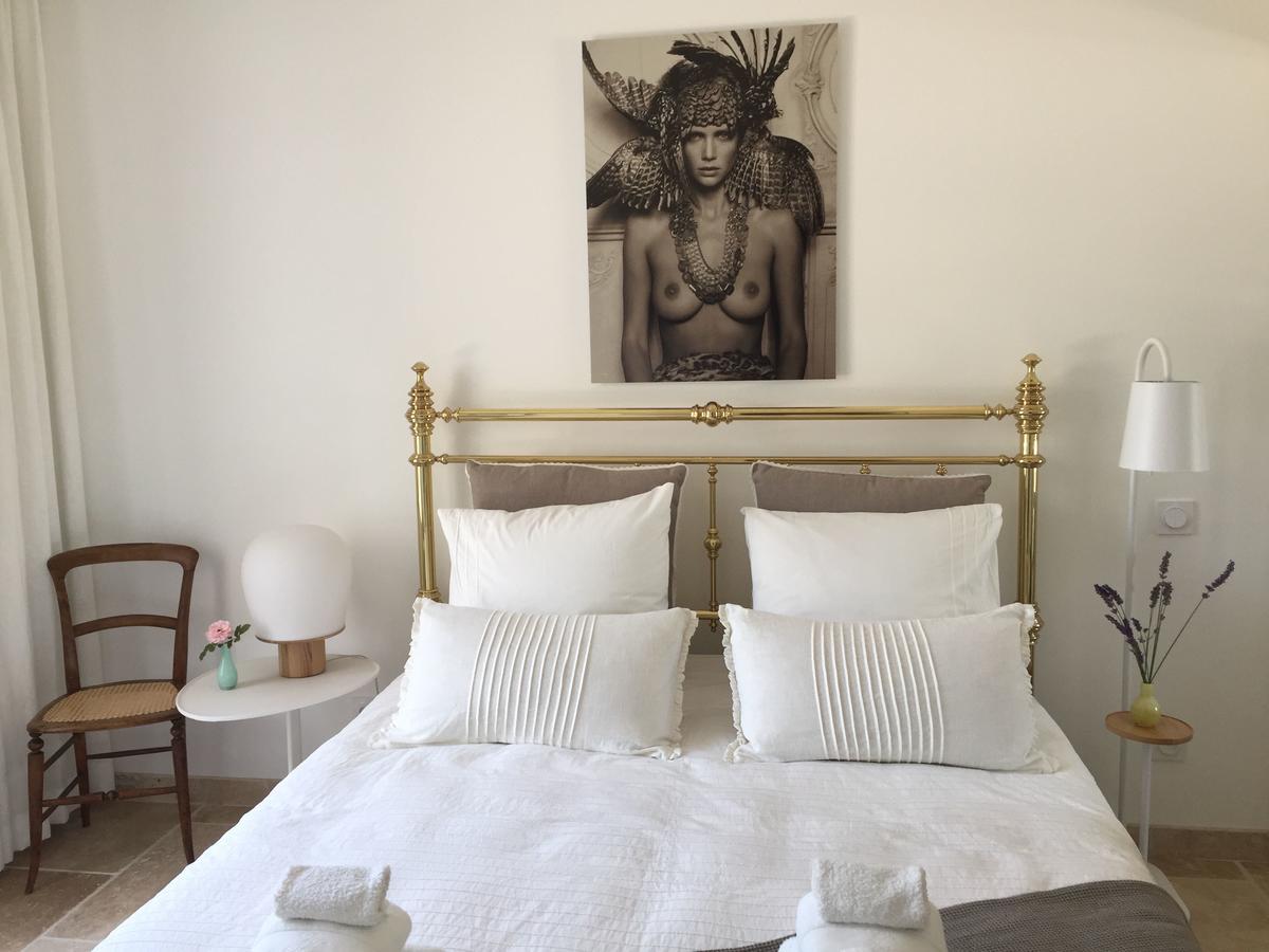 Le Mas Des Lauriers Bed & Breakfast Paradou Eksteriør bilde